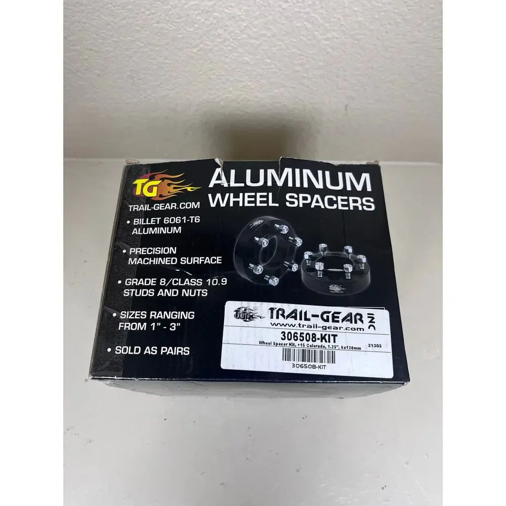 NIB Trail Gear 2015+ Colorado 1.25” Wheel Spacer Kit 6x120mm Black 306508-KIT